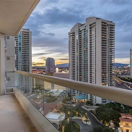 Stunning Four Bedroom Fully Professionally Remodeled Apartment Las Vegas Exteriör bild