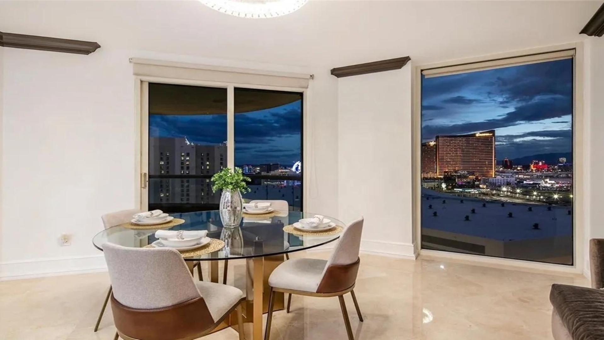 Stunning Four Bedroom Fully Professionally Remodeled Apartment Las Vegas Exteriör bild