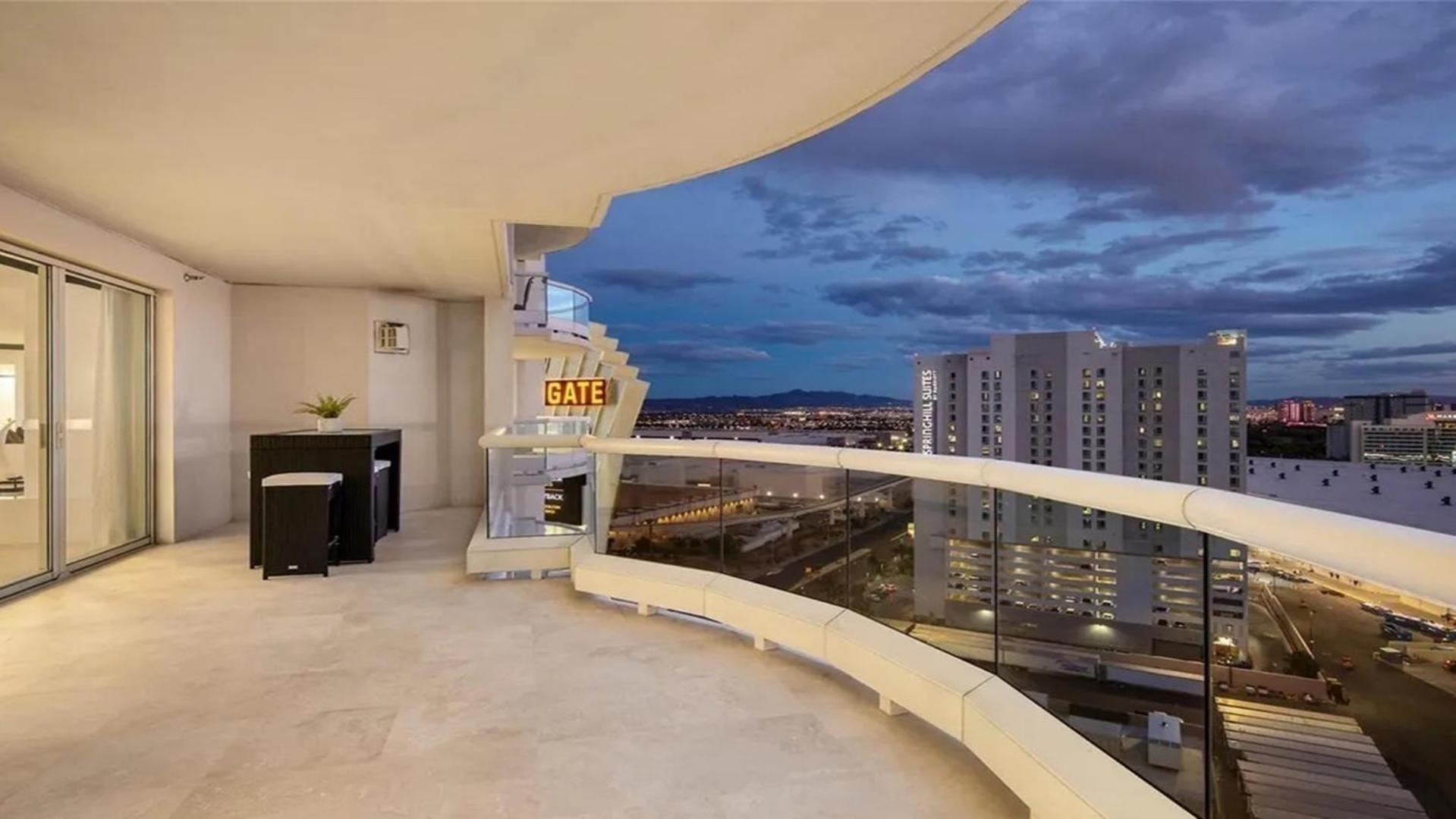 Stunning Four Bedroom Fully Professionally Remodeled Apartment Las Vegas Exteriör bild